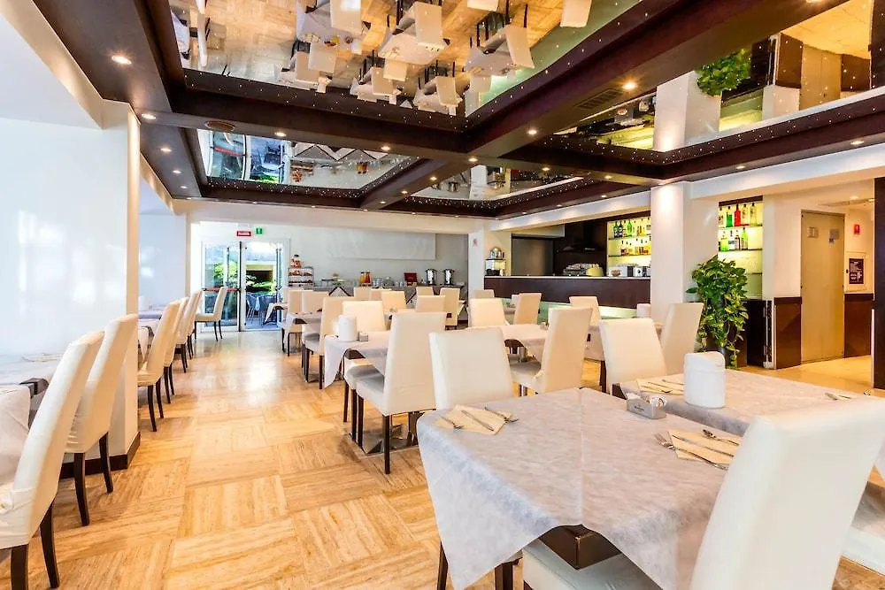 Hotel Petit Palais Λίντο της Βενετίας 4*,  Ιταλία