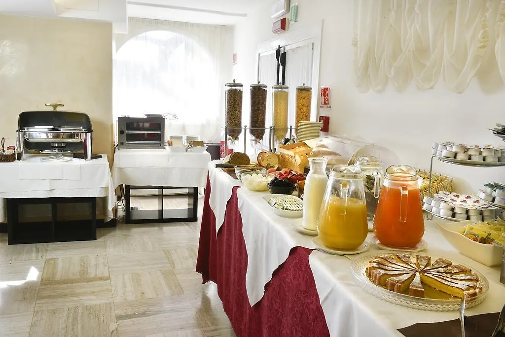 Hotel Petit Palais Venetië-Lido 4*,  Italië